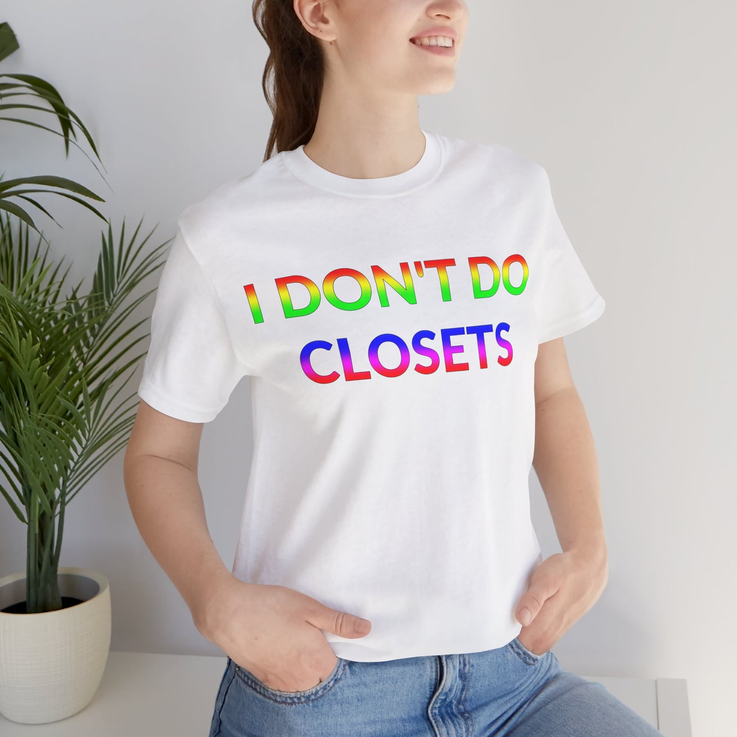 Unisex Jersey Short Sleeve Tee - I Don't Do Closets in Cloud (M)